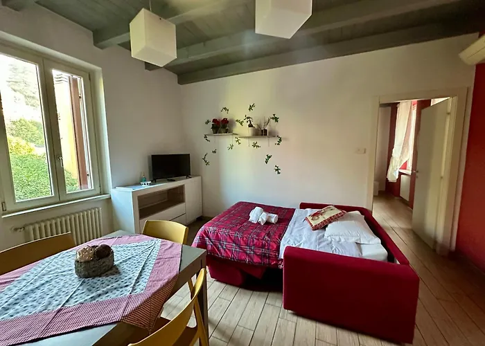 Sara's Vicino Ospedale Borgo Trento Апартаменты